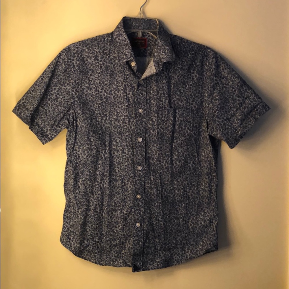UNTUCKIt Slim Fit Men’s button-down shirt, size S